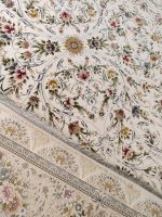 فرش افشان سروناز کرم 2